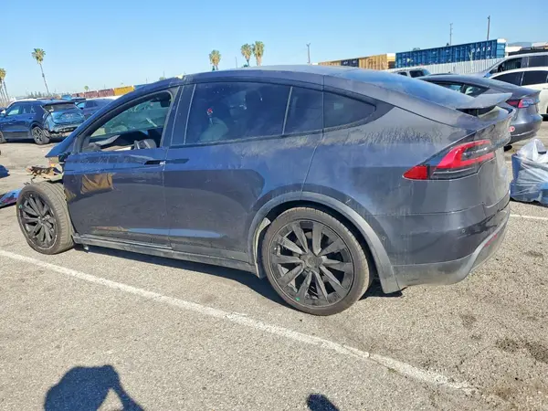7SAXCBE51NF329551 2022 TESLA MODEL X - Image 2