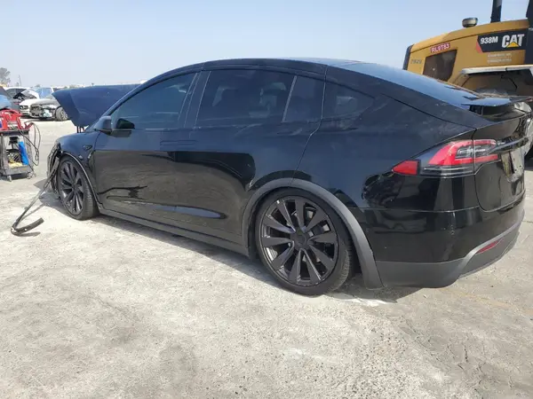 7SAXCBE51NF330053 2022 TESLA MODEL X - Image 2