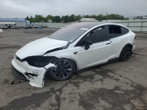7SAXCBE51NF354952 2022 TESLA MODEL X - Image 1