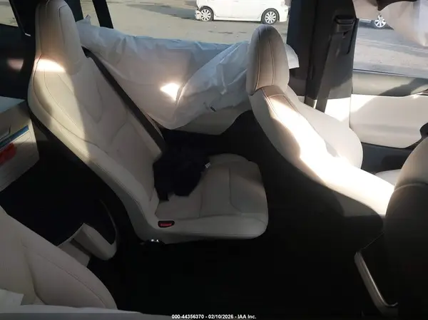 7SAXCBE51RF455317 2024 TESLA MODEL X - Image 8