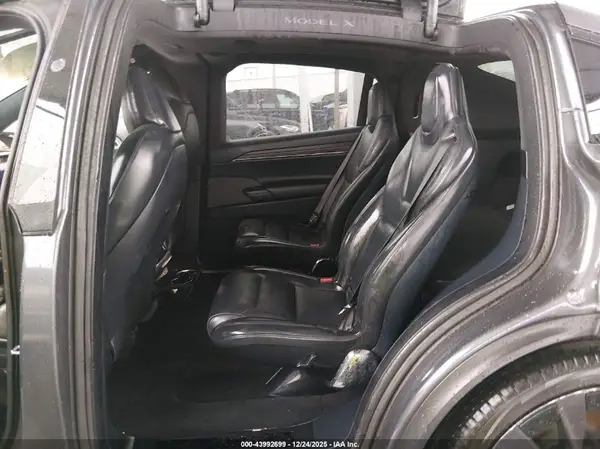 7SAXCBE52NF334533 2022 TESLA MODEL X - Image 8