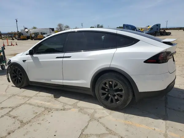 7SAXCBE52NF362994 2022 TESLA MODEL X - Image 2