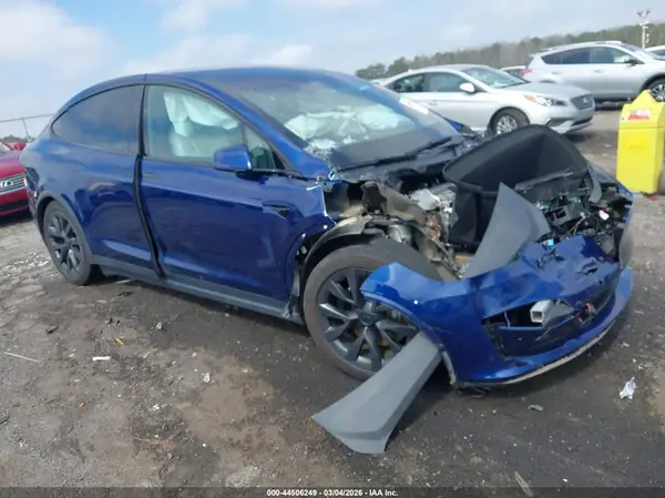 7SAXCBE52NF364759 2022 TESLA MODEL X - Image 1