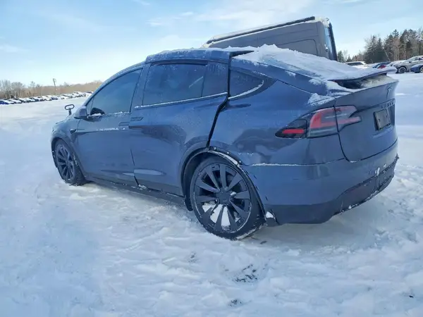 7SAXCBE52PF370239 2023 TESLA MODEL X - Image 2