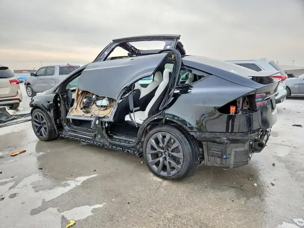 7SAXCBE52PF370855 2023 TESLA MODEL X - Image 2