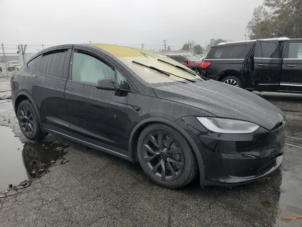 7SAXCBE52RF442589 2024 TESLA MODEL X - Image 2