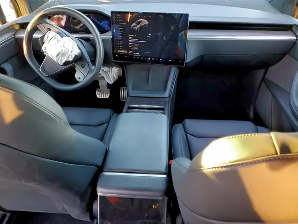 7SAXCBE52RF444746 2024 TESLA MODEL X - Image 8