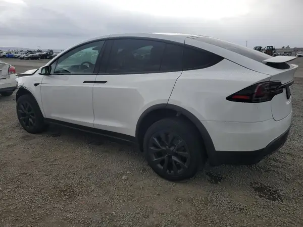 7SAXCBE52SF468714 2025 TESLA MODEL X - Image 2