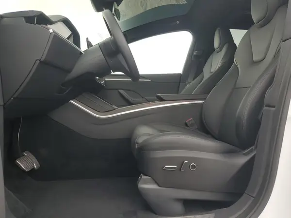2025 TESLA MODEL X auction photo 7