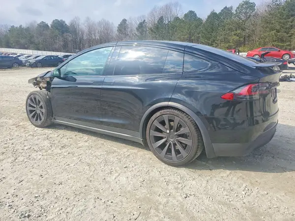 7SAXCBE53NF331446 2022 TESLA MODEL X - Image 2
