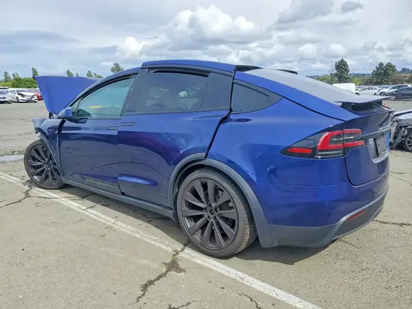 7SAXCBE53PF366359 2023 TESLA MODEL X - Image 2
