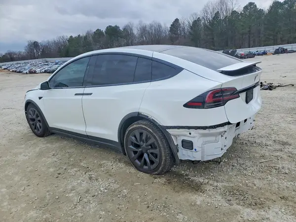 7SAXCBE53PF380486 2023 TESLA MODEL X - Image 2