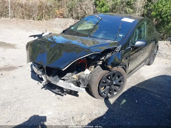 7SAXCBE53PF381282 2023 TESLA MODEL X - Image 2