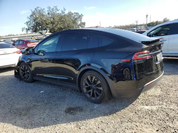 7SAXCBE53PF381802 2023 TESLA MODEL X - Image 2