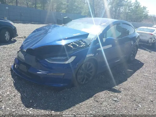 7SAXCBE53PF382383 2023 TESLA MODEL X - Image 2