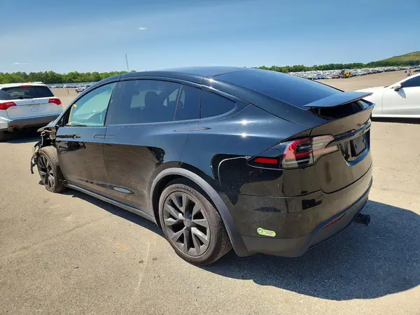 7SAXCBE53PF400459 2023 TESLA MODEL X - Image 2