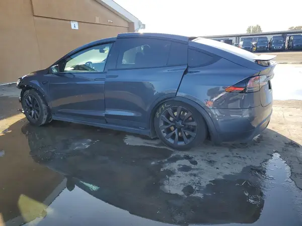7SAXCBE53PF404916 2023 TESLA MODEL X - Image 2