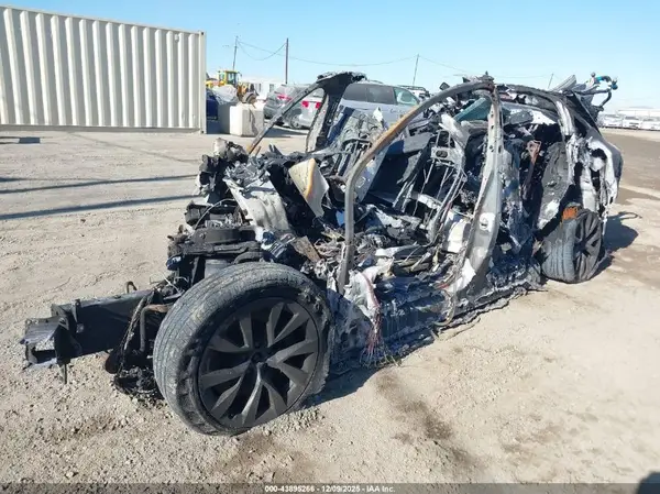 7SAXCBE53PF429475 2023 TESLA MODEL X - Image 2