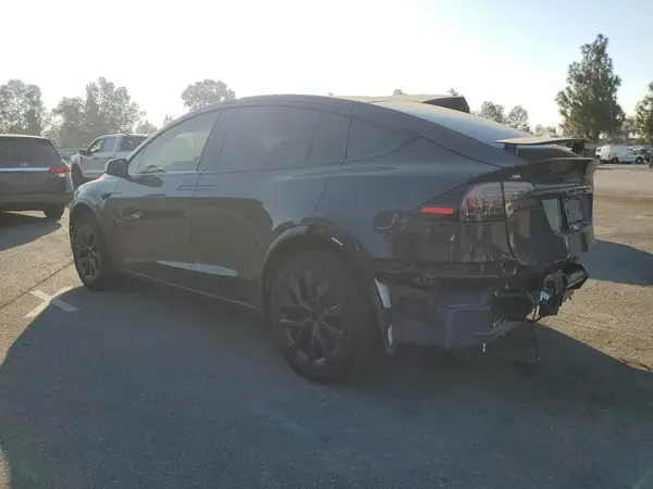 7SAXCBE53RF437000 2024 TESLA MODEL X - Image 2