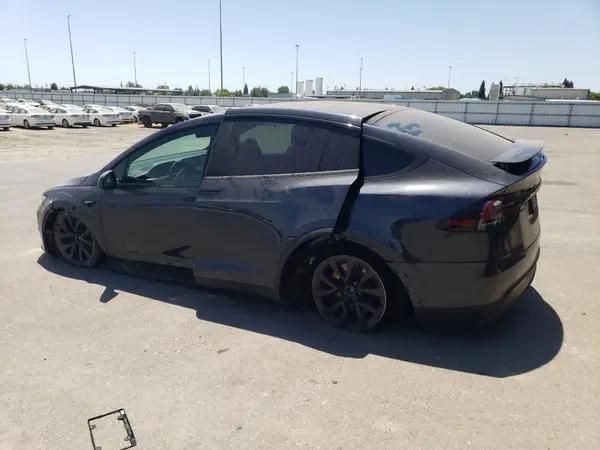 7SAXCBE53RF457201 2024 TESLA MODEL X - Image 2