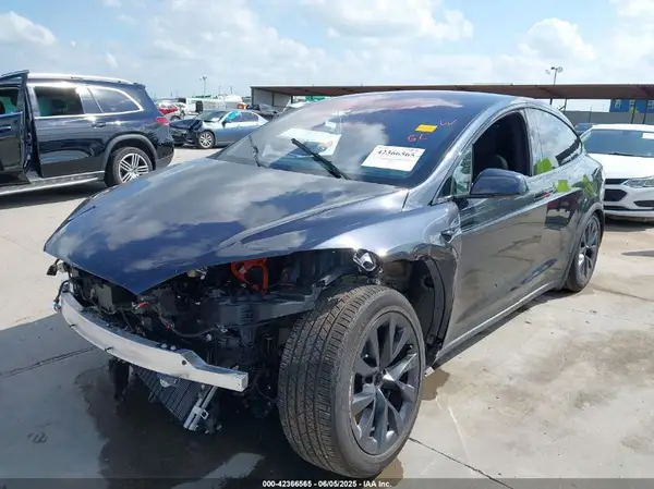 7SAXCBE53RF459353 2024 TESLA MODEL X - Image 2