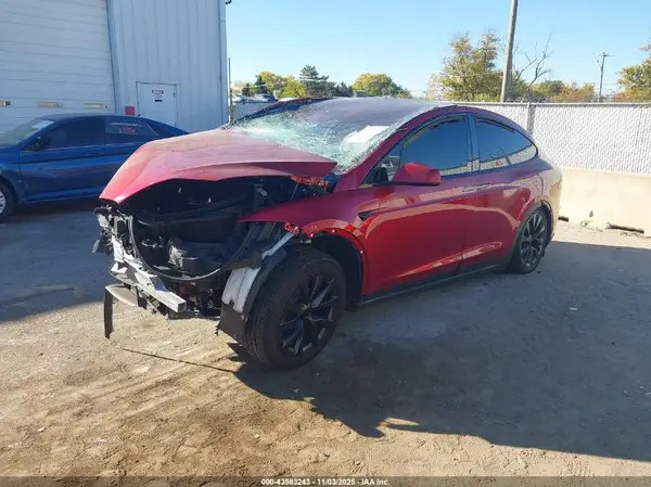 7SAXCBE53SF464400 2025 TESLA MODEL X - Image 2