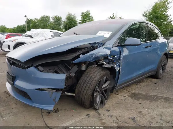 7SAXCBE53TF475821 2026 TESLA MODEL X - Image 2