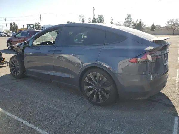 7SAXCBE54NF329317 2022 TESLA MODEL X - Image 2