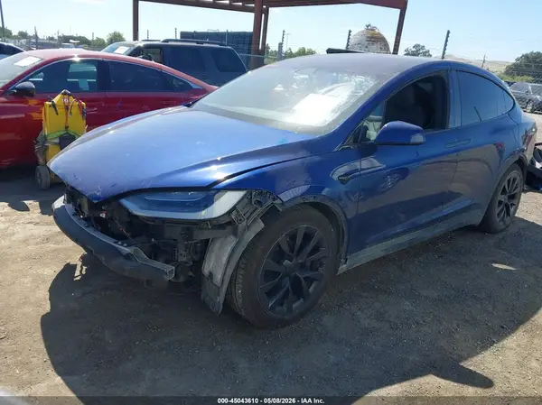 7SAXCBE54NF349566 2022 TESLA MODEL X - Image 2
