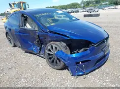 7SAXCBE54NF359188 2022 TESLA MODEL X