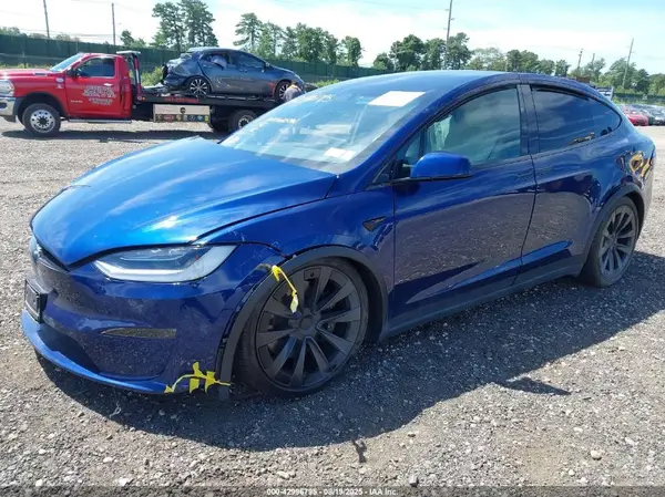 7SAXCBE54NF359188 2022 TESLA MODEL X - Image 2