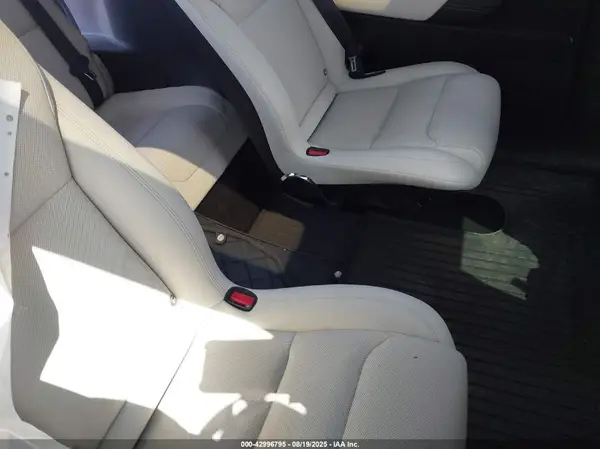 7SAXCBE54NF359188 2022 TESLA MODEL X - Image 8