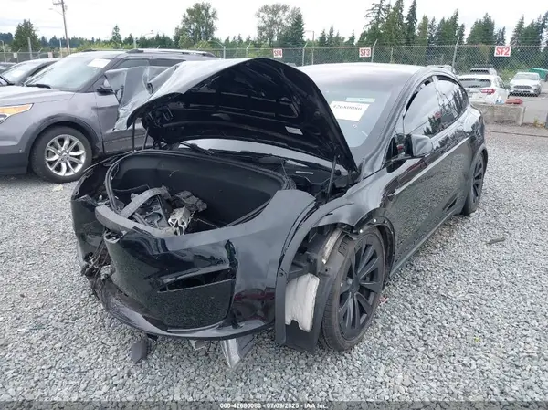 7SAXCBE54NF361894 2022 TESLA MODEL X - Image 2