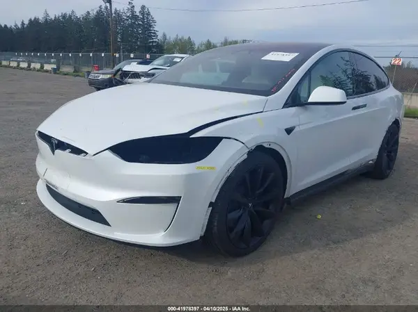 7SAXCBE54NF363113 2022 TESLA MODEL X - Image 2