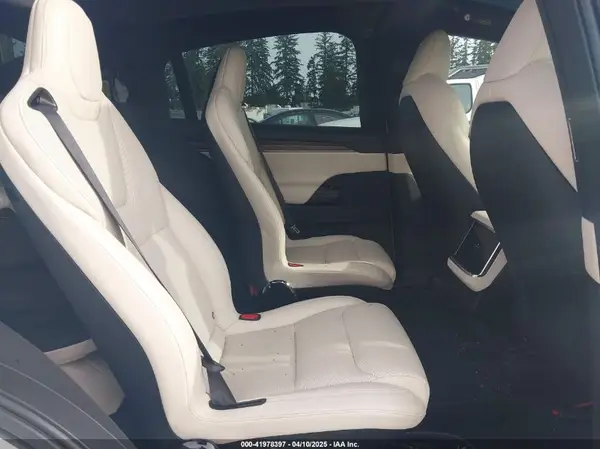 7SAXCBE54NF363113 2022 TESLA MODEL X - Image 8