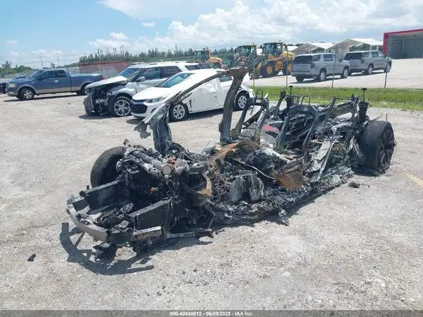 7SAXCBE54PF368072 2023 TESLA MODEL X - Image 2