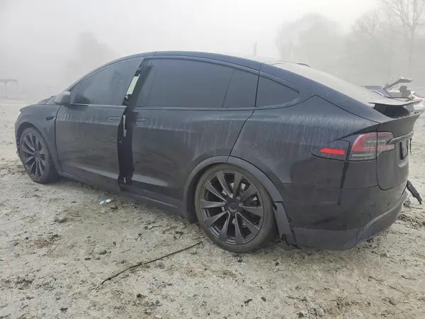 7SAXCBE54PF397183 2023 TESLA MODEL X - Image 2