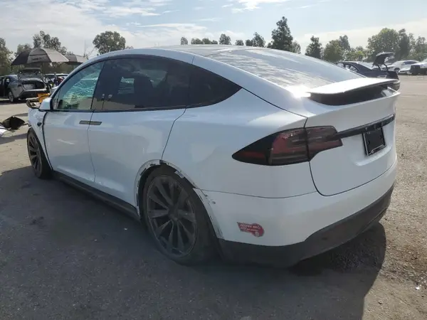 7SAXCBE54PF403581 2023 TESLA MODEL X - Image 2