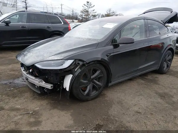 7SAXCBE54TF478419 2026 TESLA MODEL X - Image 2