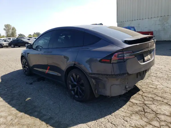 7SAXCBE55NF335370 2022 TESLA MODEL X - Image 2
