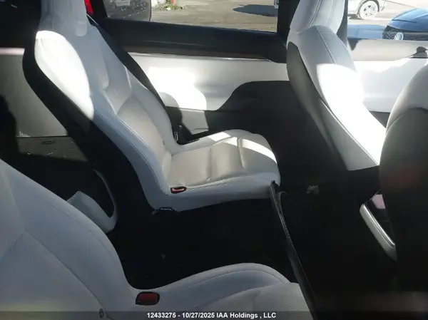7SAXCBE55NF352699 2022 TESLA MODEL X - Image 8