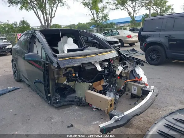 7SAXCBE55PF385222 2023 TESLA MODEL X - Image 1