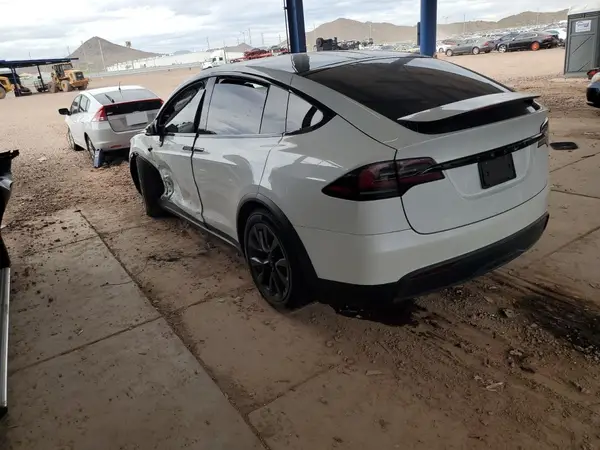 7SAXCBE55PF407879 2023 TESLA MODEL X - Image 2