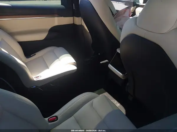 7SAXCBE55RF444675 2024 TESLA MODEL X - Image 8