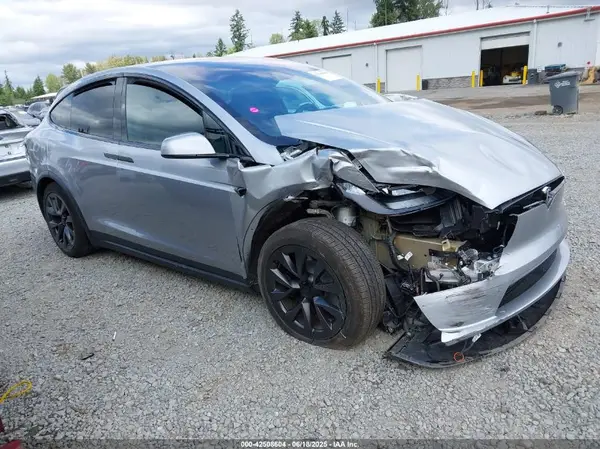 7SAXCBE55RF460875 2024 TESLA MODEL X - Image 1