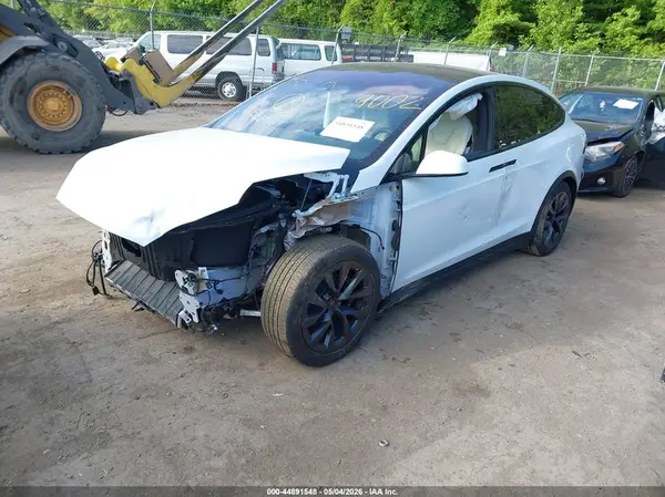 7SAXCBE55SF469002 2025 TESLA MODEL X - Image 2
