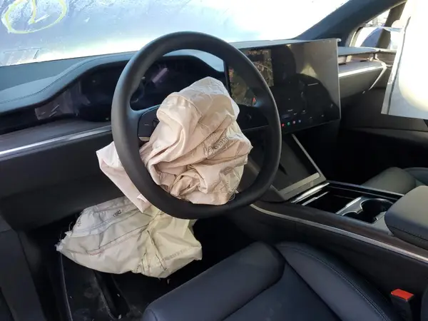 7SAXCBE55SF472188 2025 TESLA MODEL X - Image 8