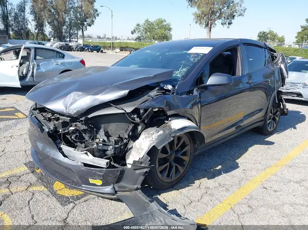 7SAXCBE56NF334115 2022 TESLA MODEL X - Image 2