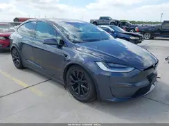 7SAXCBE56NF334745 2022 TESLA MODEL X