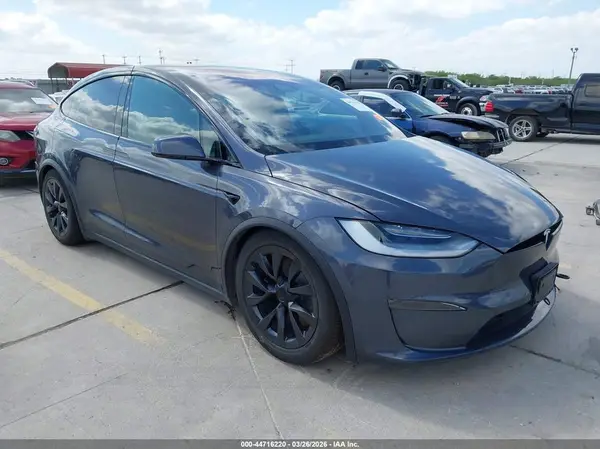 7SAXCBE56NF334745 2022 TESLA MODEL X - Image 1